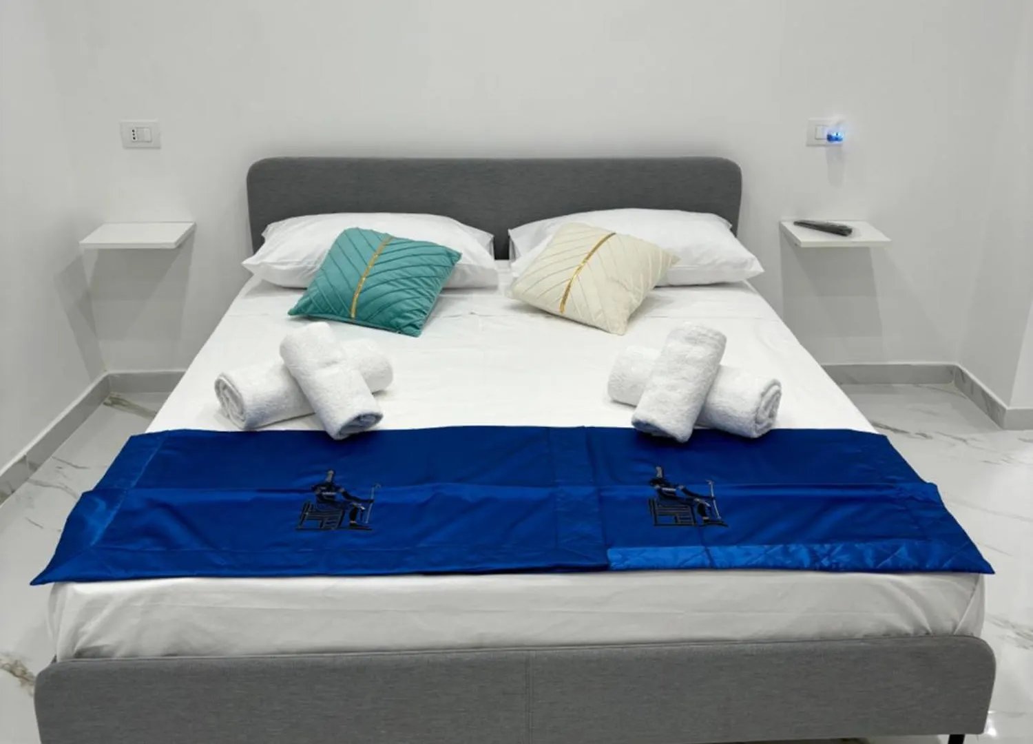 Sanfeliceguestroom Naples Bed & Breakfast